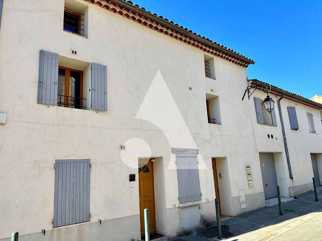 Appartement à CADENET