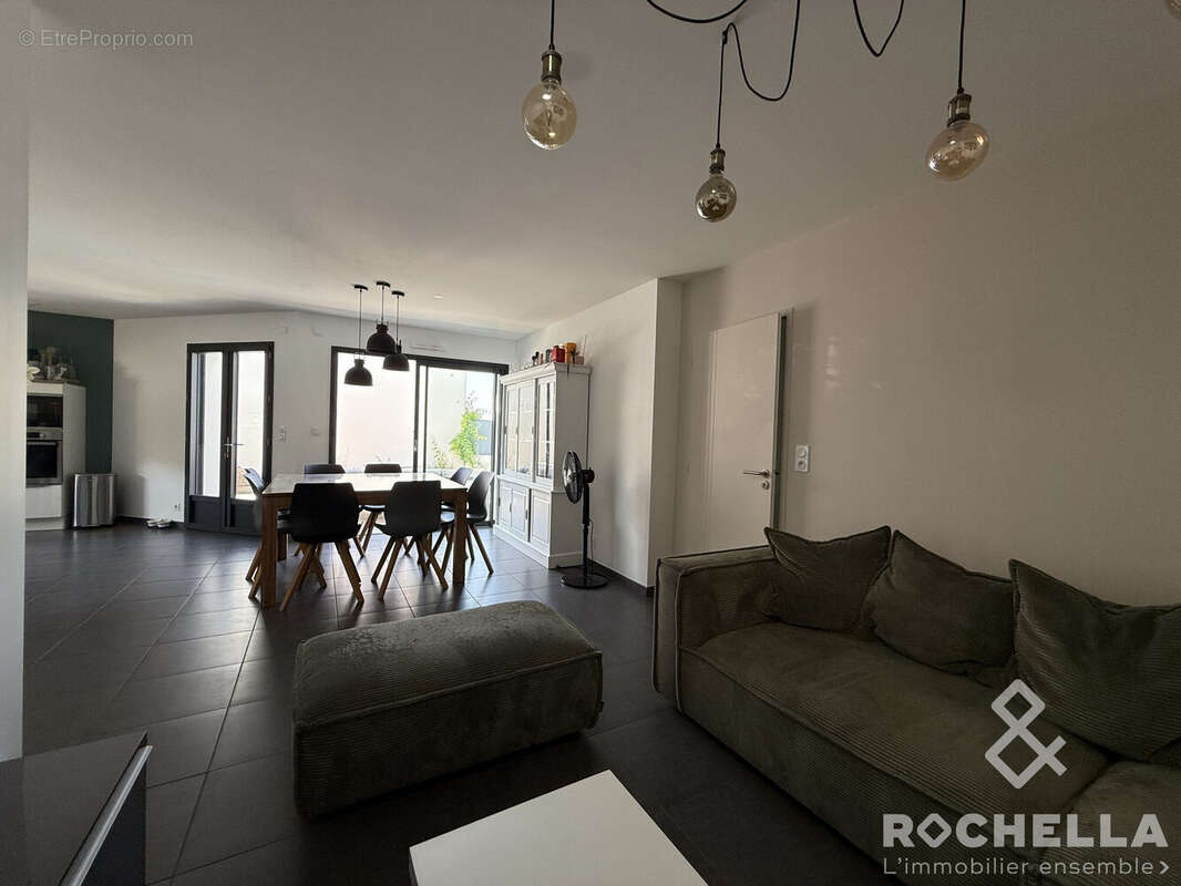 Maison à SAINT-ROGATIEN