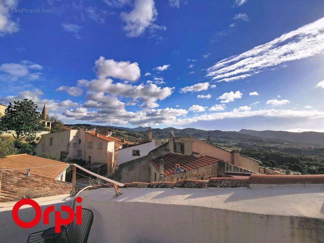 Appartement à LA CADIERE-D'AZUR