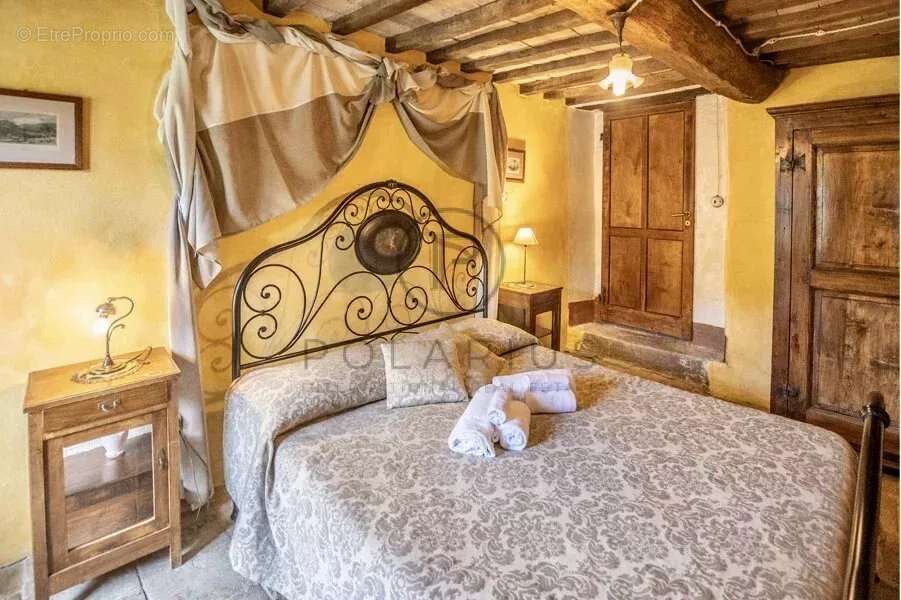 Château-hameau du XIIe siècle - photo 33