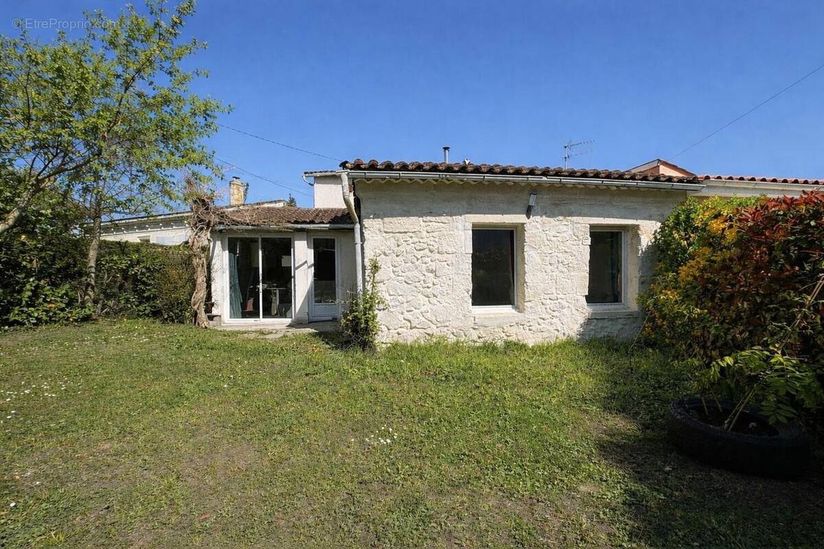 Photo 1 - Maison à SAINT-MEDARD-EN-JALLES