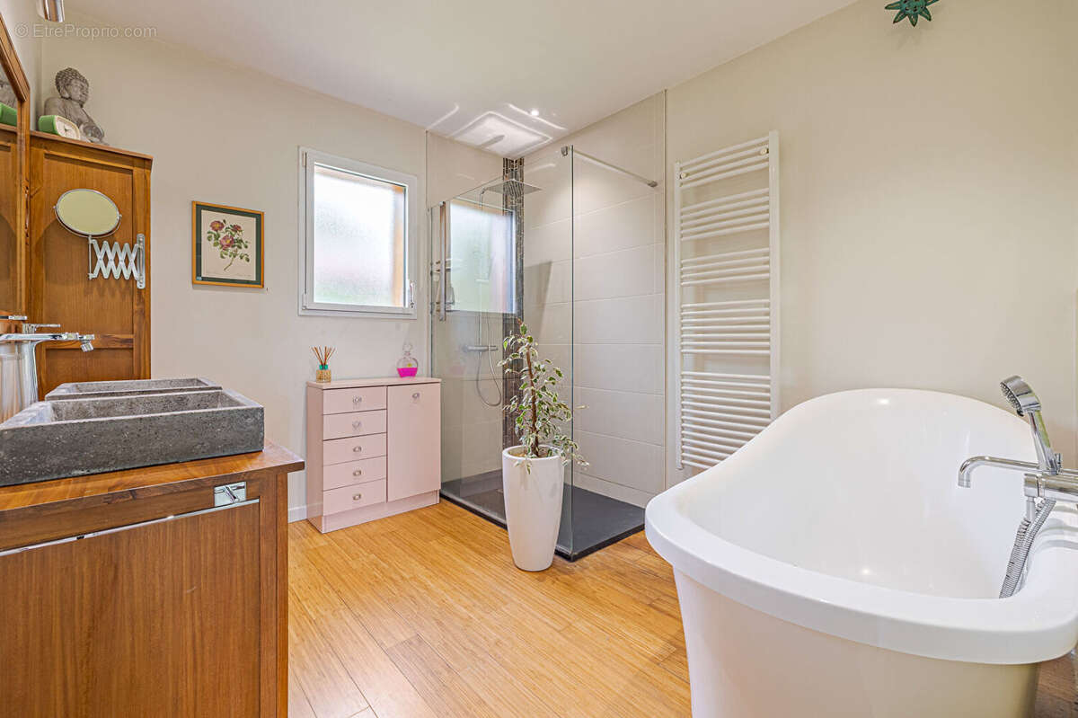 Maison à SAINT-ORENS-DE-GAMEVILLE