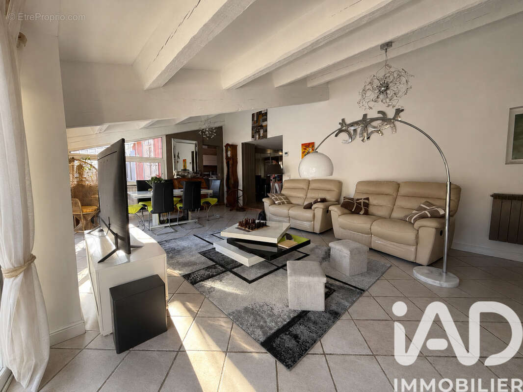 Photo 6 - Maison à LE MUY
