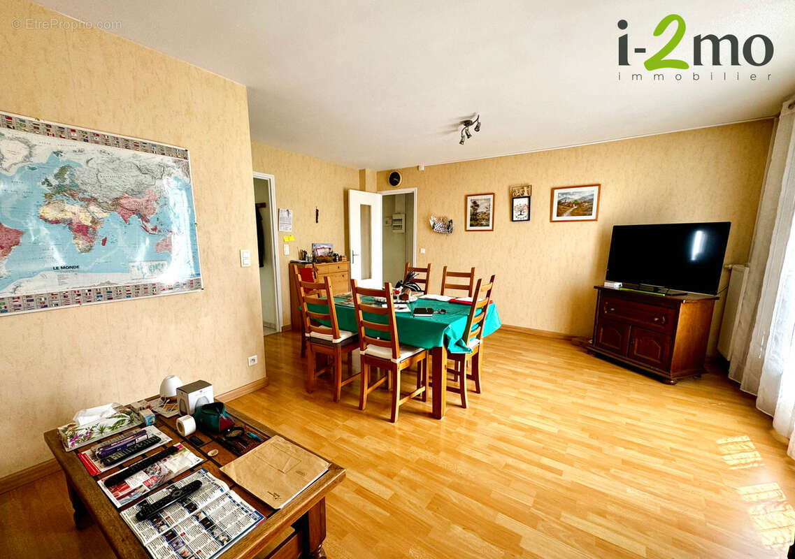 Appartement à THIAIS