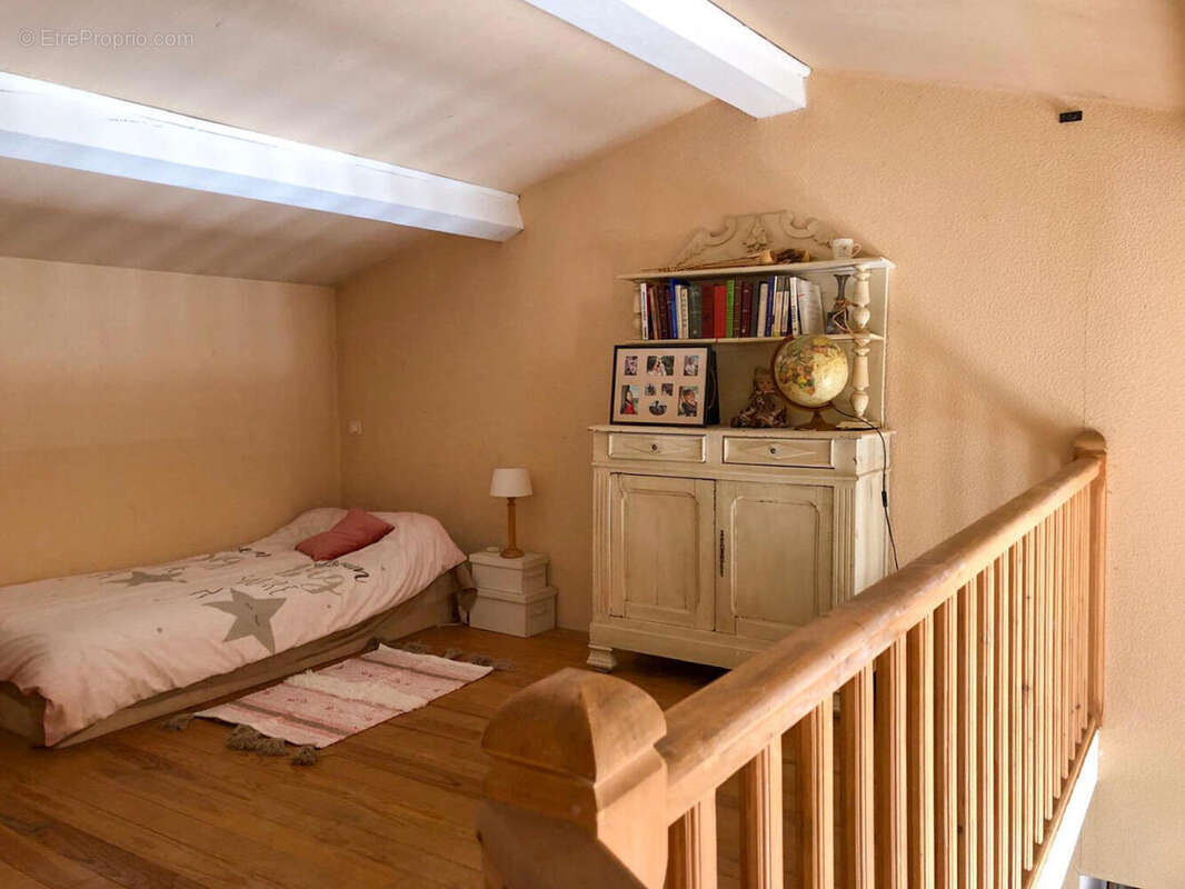 mezzanine - Maison à COUIZA