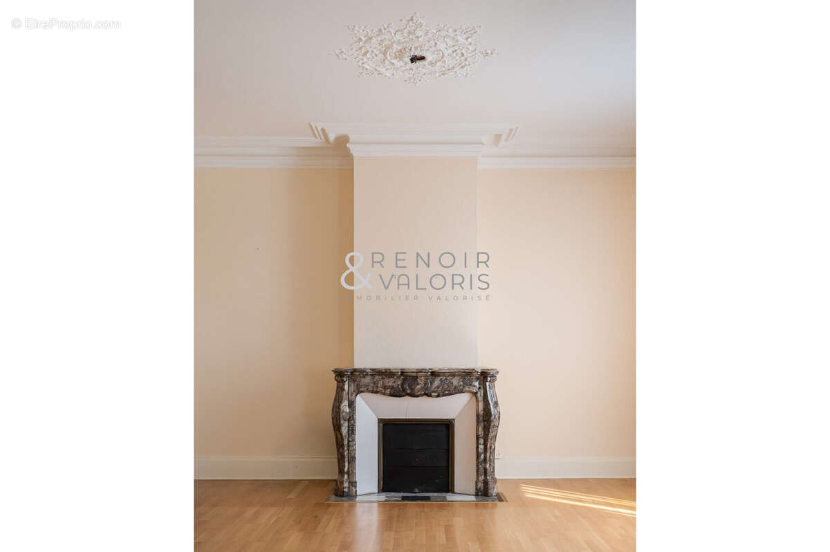 Appartement 224 m² à Nancy  - photo 3