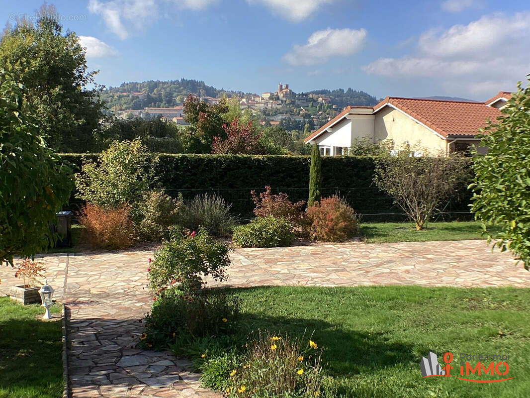 Maison à LA TOURETTE