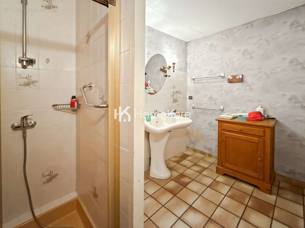Maison 100 m² à Leognan  - photo 5