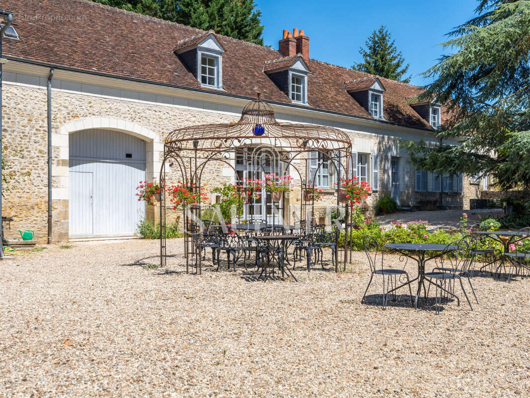 Maison à FRANCUEIL