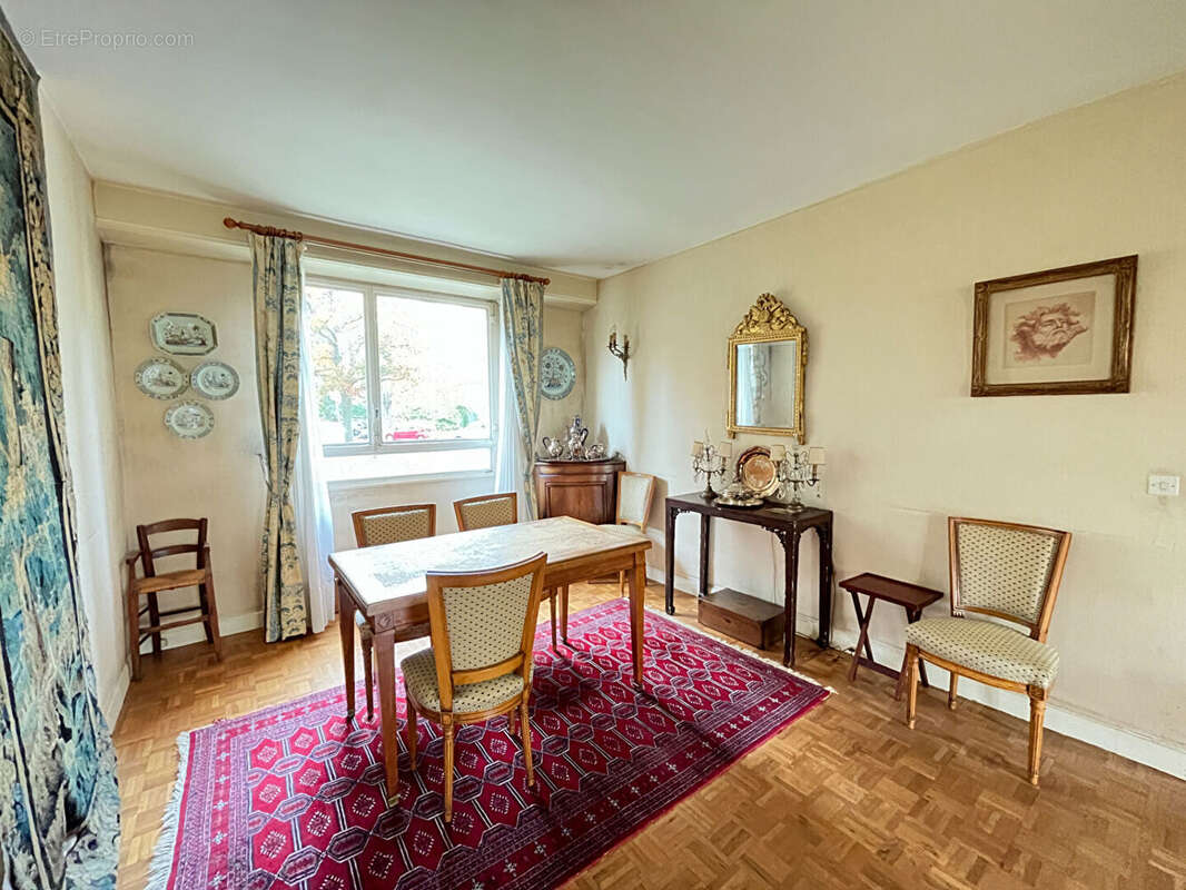 Appartement à SAINT-CLOUD