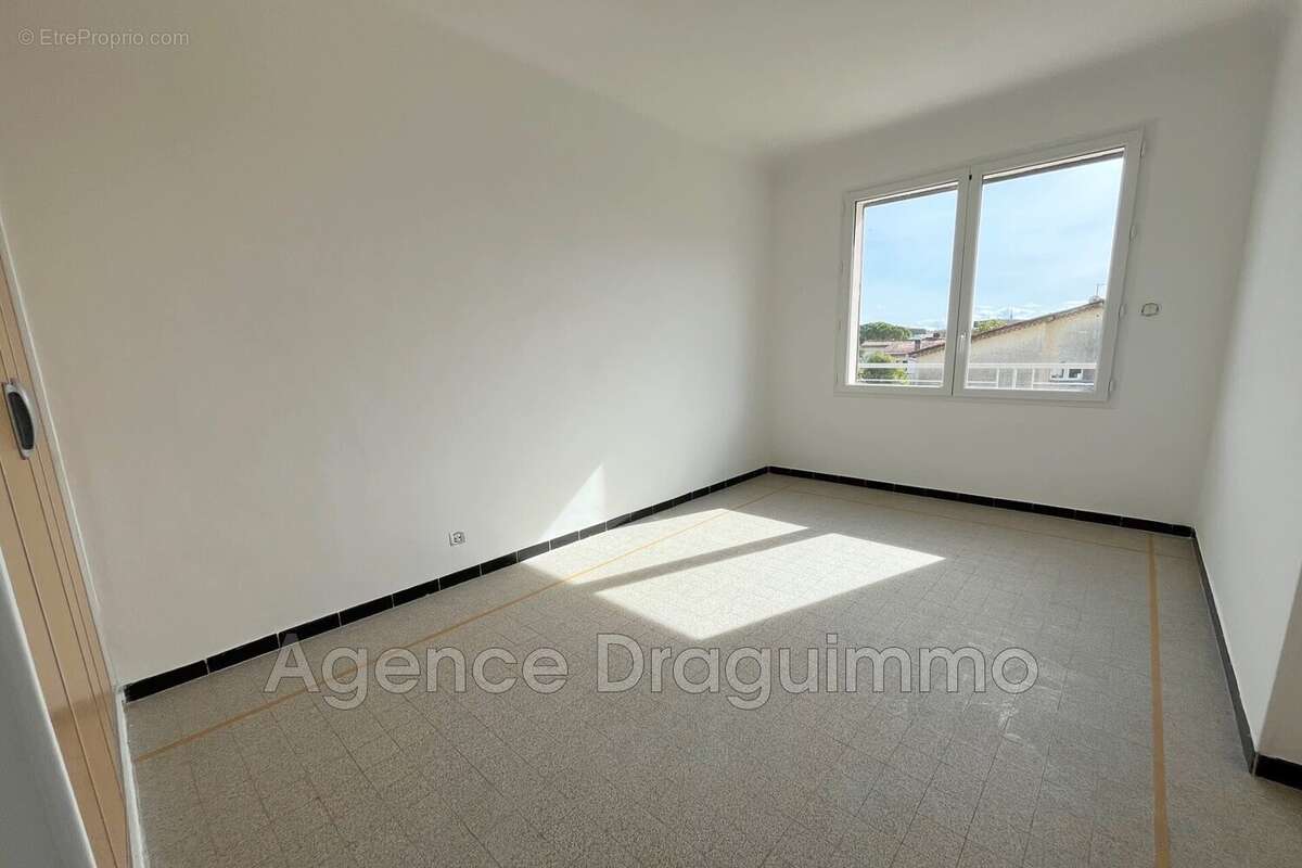 Appartement à DRAGUIGNAN