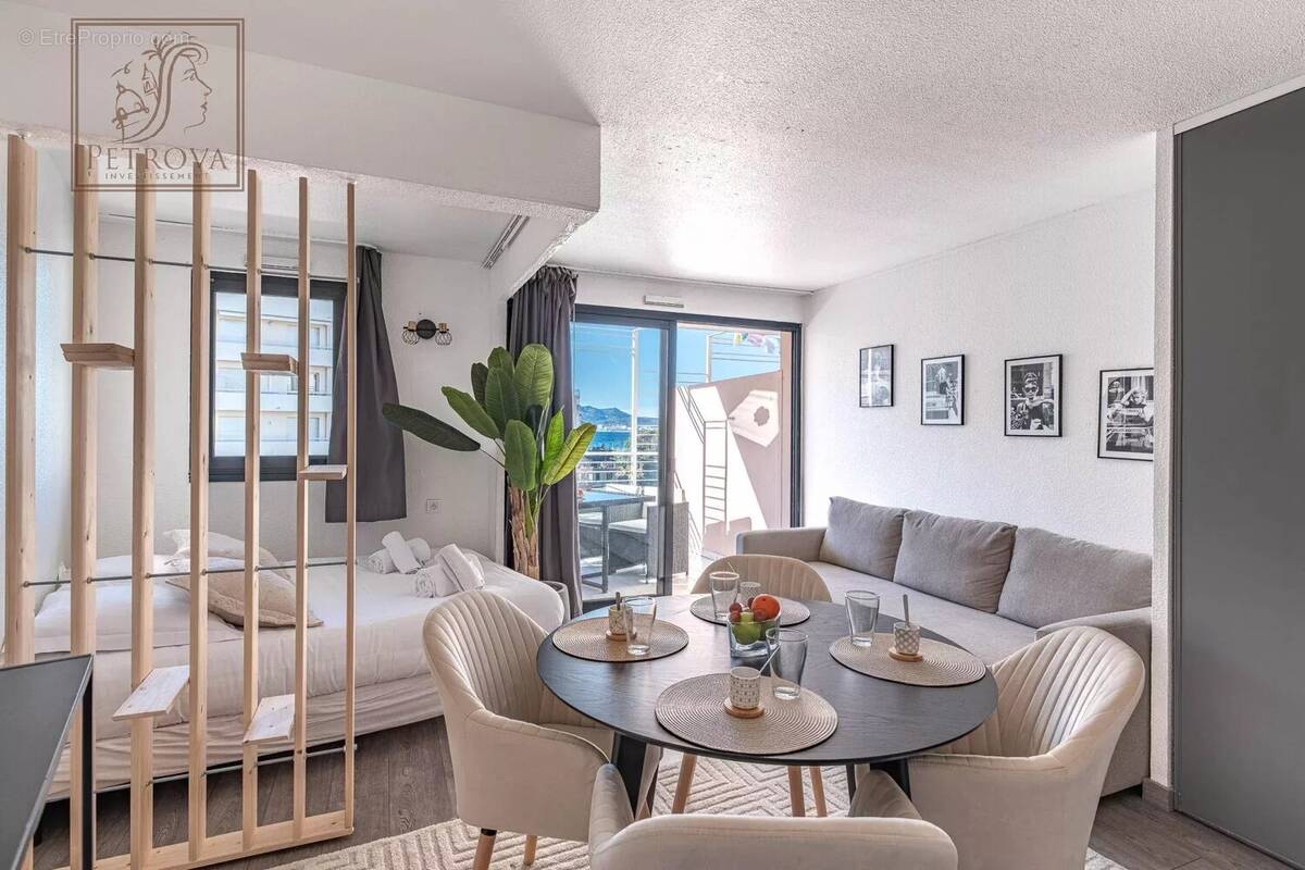 Appartement à CANNES