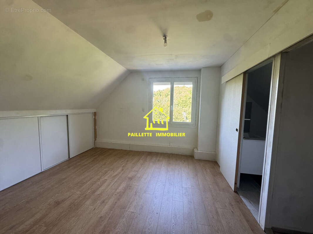 Maison 130 m² à Saint-Jouin-Bruneval  - photo 9