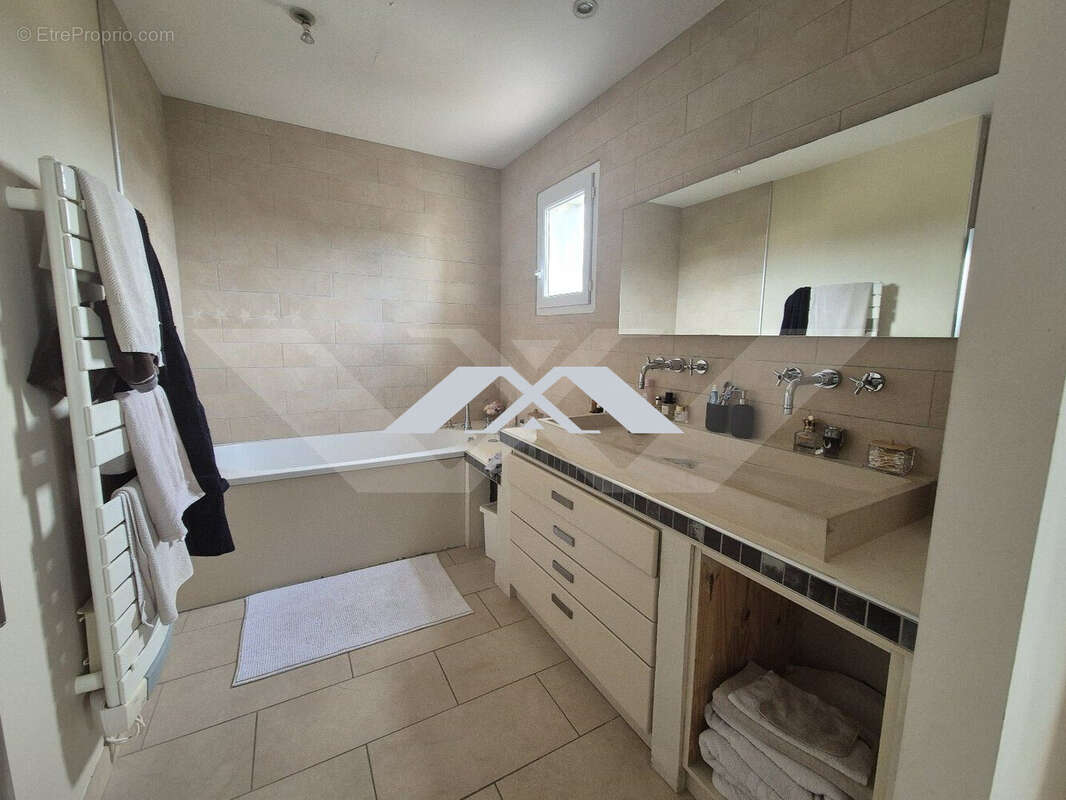 Appartement à TARASCON