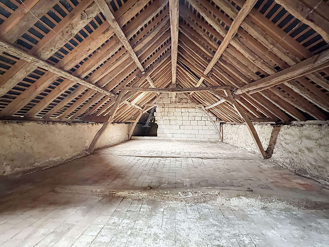 Maison à BLAISON-GOHIER