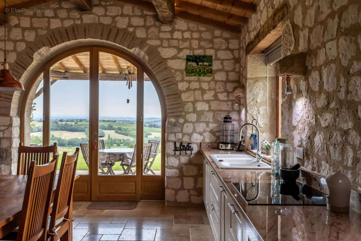 Maison à CORDES-SUR-CIEL