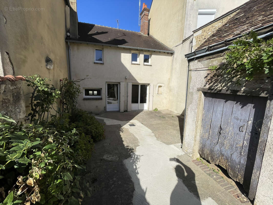 NOGENT le ROTROU, centre ville, maison ancienne. - photo 12