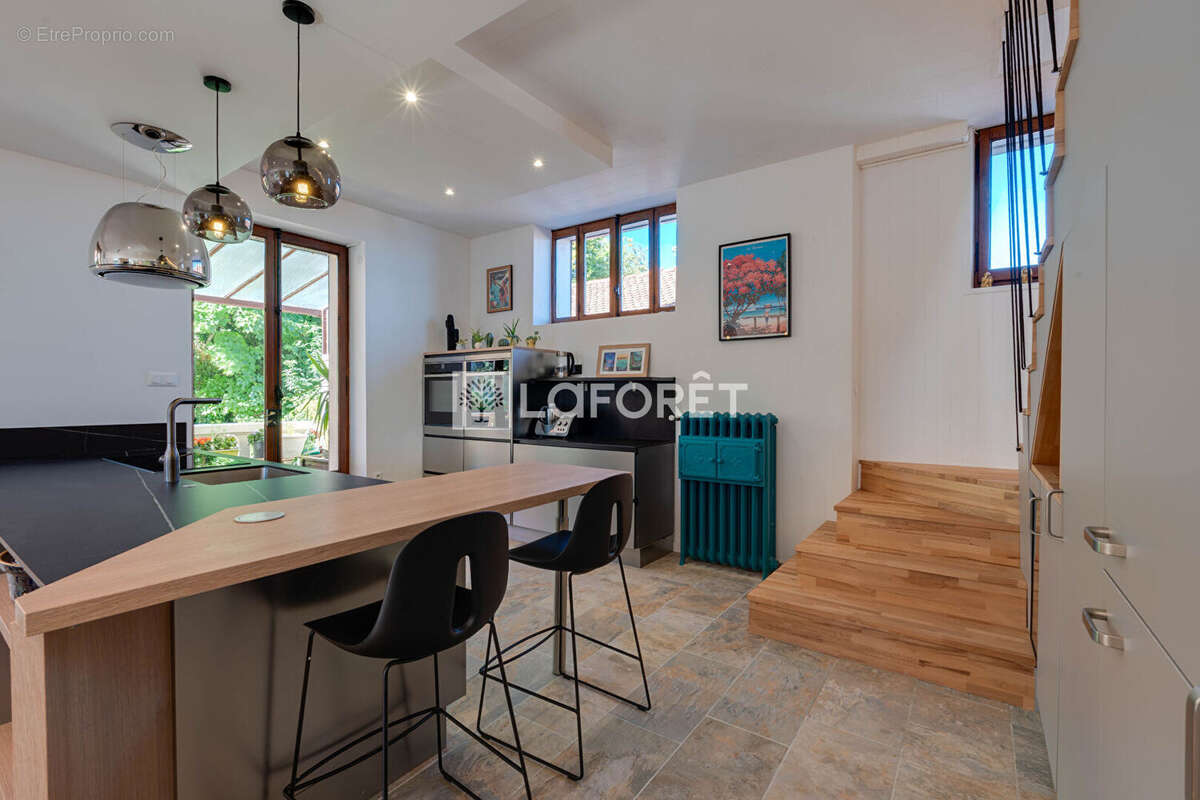 Appartement à EVIAN-LES-BAINS