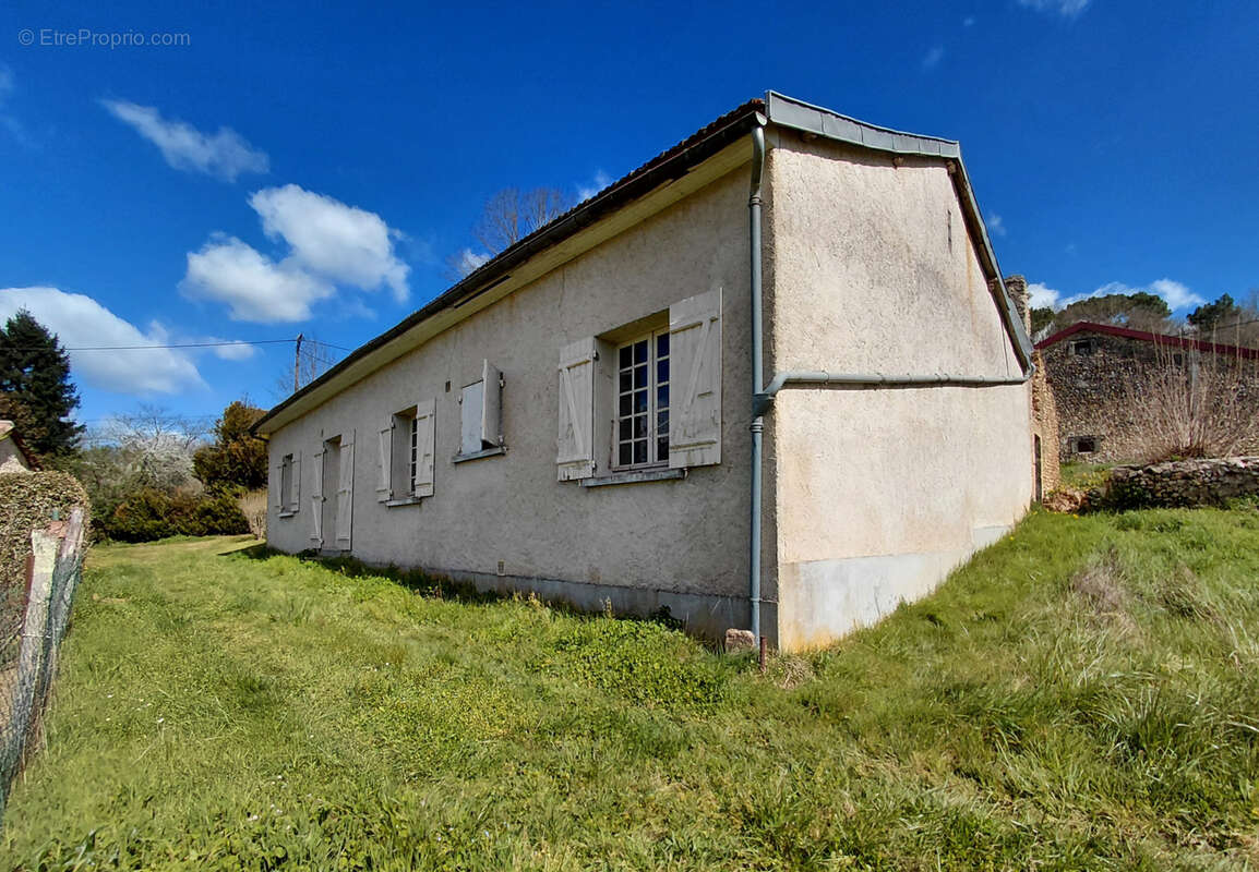 Maison à RAZAC-SUR-L'ISLE