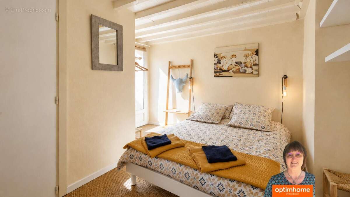 A vendre Aigues-Mortes (Gard)  - Maison intra-muros 4 chambres avec sanitaires privatifs avec patio - photo 13