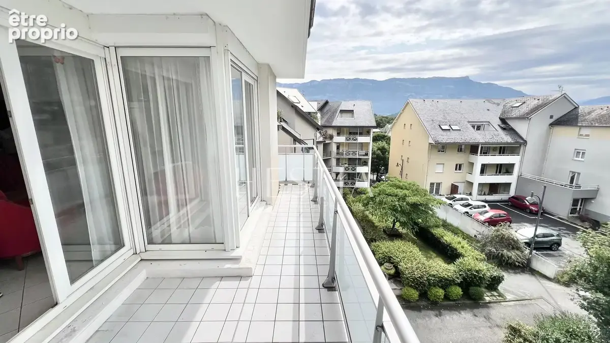 Le Bourget du lac, dernier étage, T5/T6 duplex de 134m² avec parking et 2 garages - photo 7