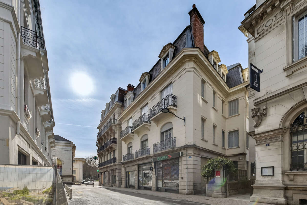 Appartement à AIX-LES-BAINS