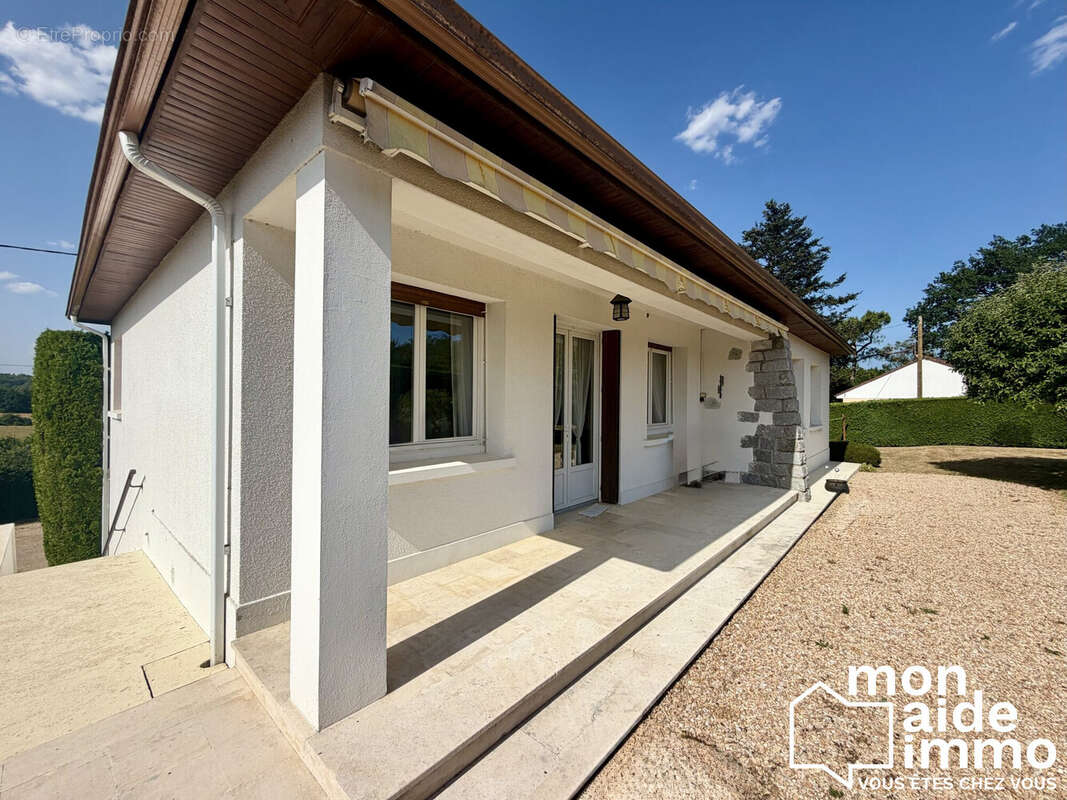 Maison 200 m² à La Coquille  - photo 5