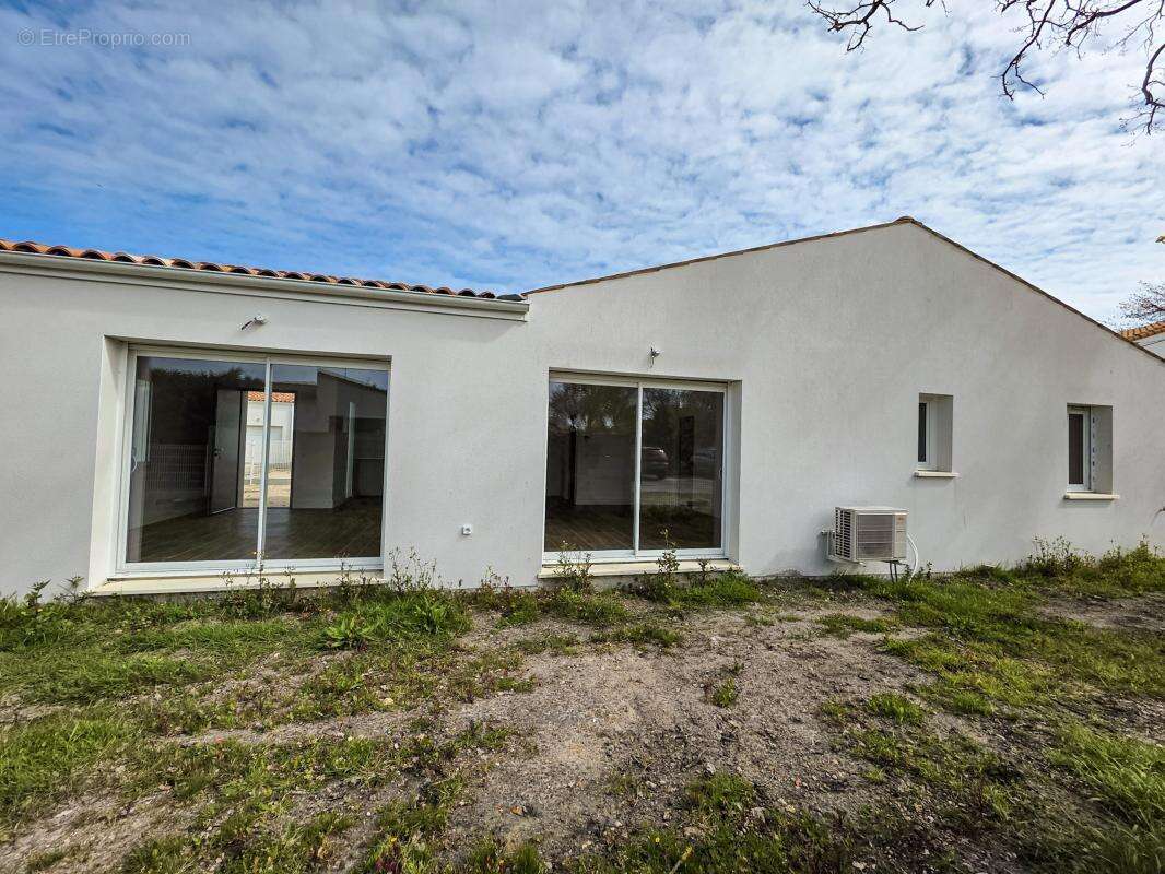 Maison à BREUILLET