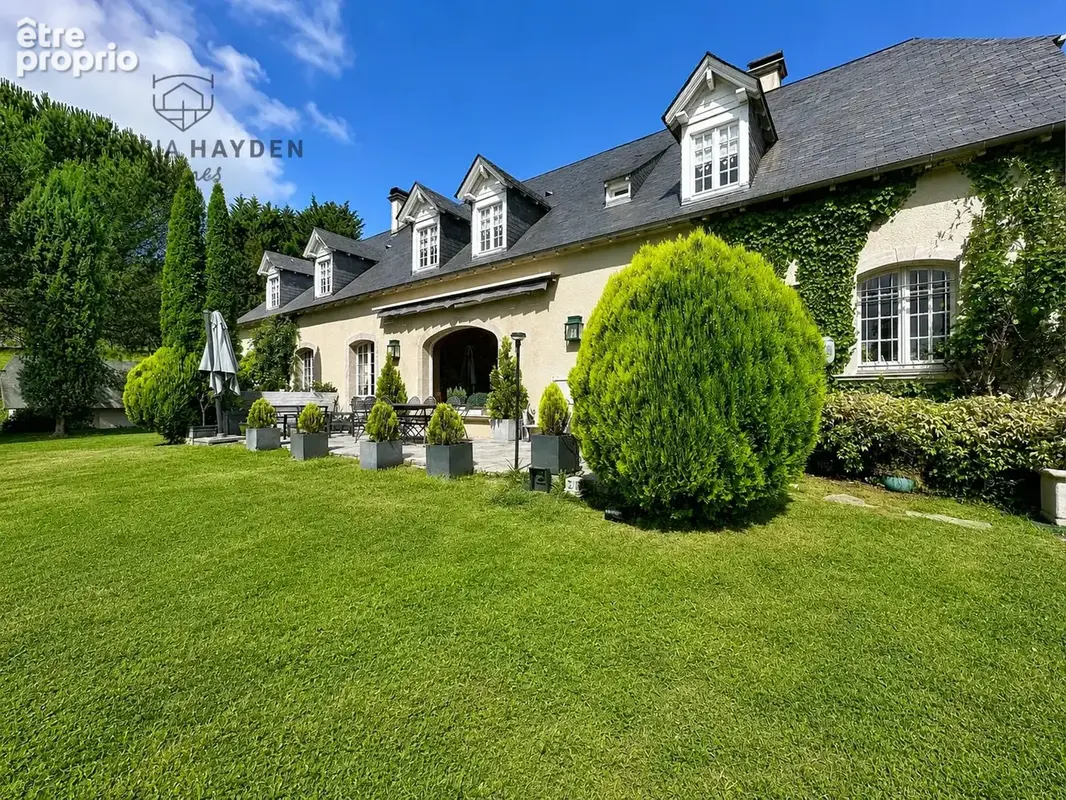 Maison à NAY