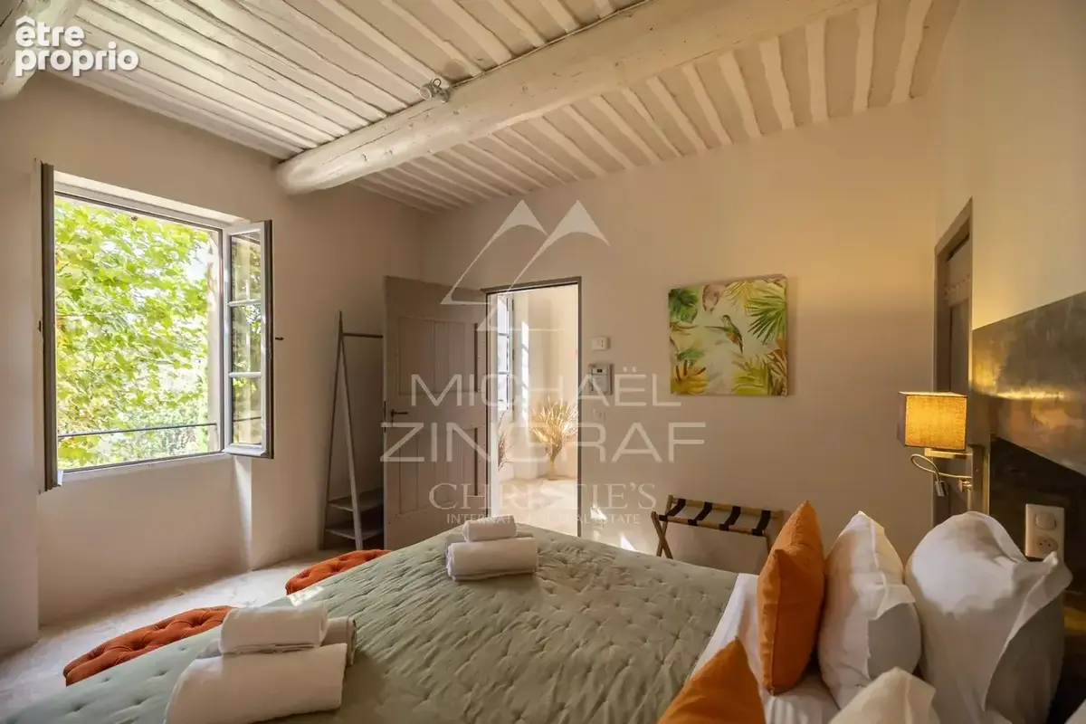 Oppède – Mas provençal de caractère avec gîtes, chambres d'hôtes et vues sur le Luberon - photo 12