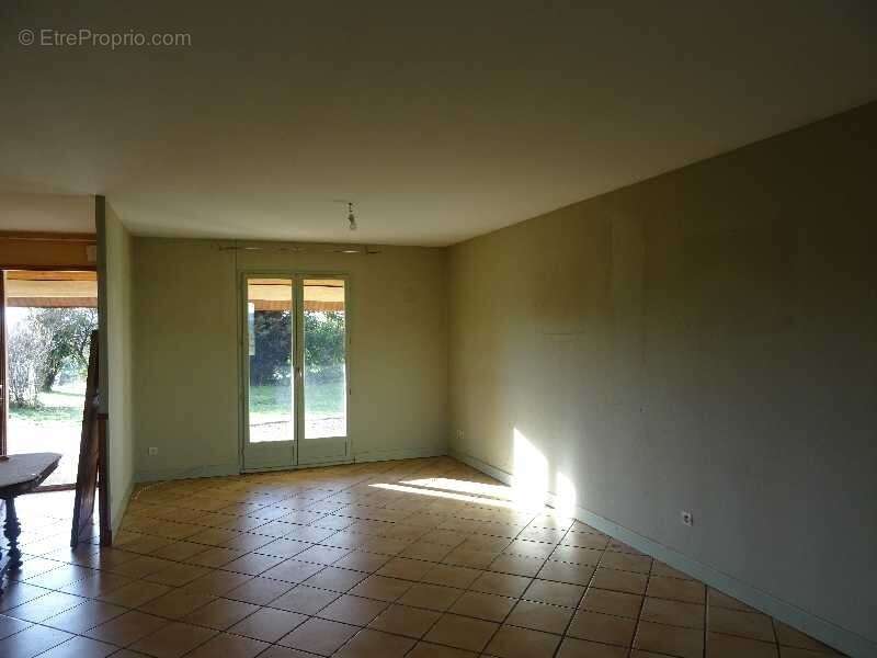 Maison à VERNEUIL-SUR-VIENNE