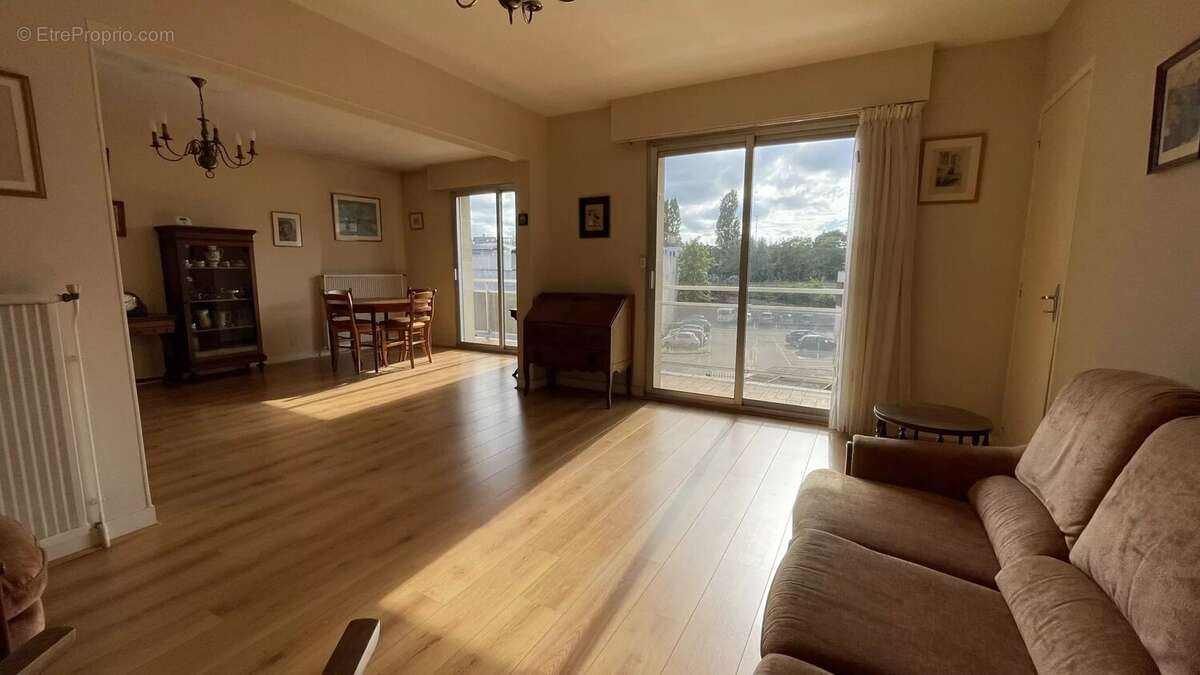 Appartement à VILLEMOMBLE