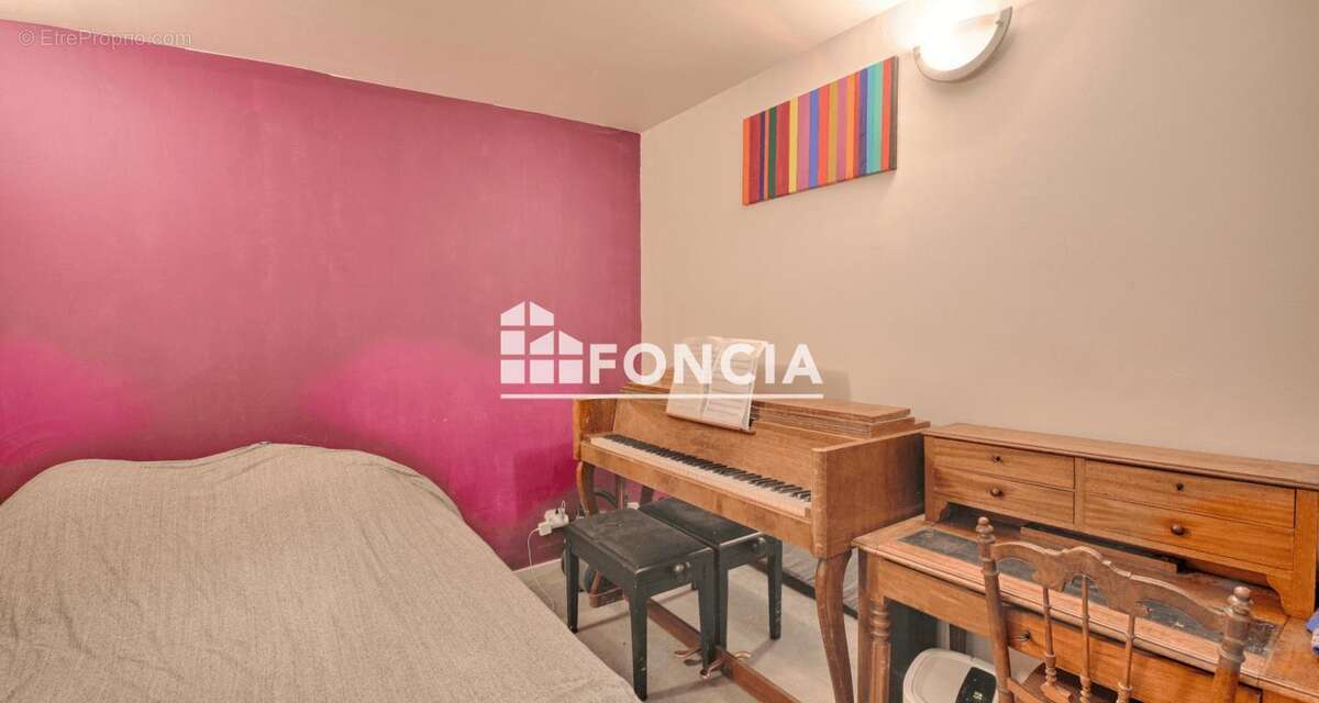 Appartement à PARIS-14E