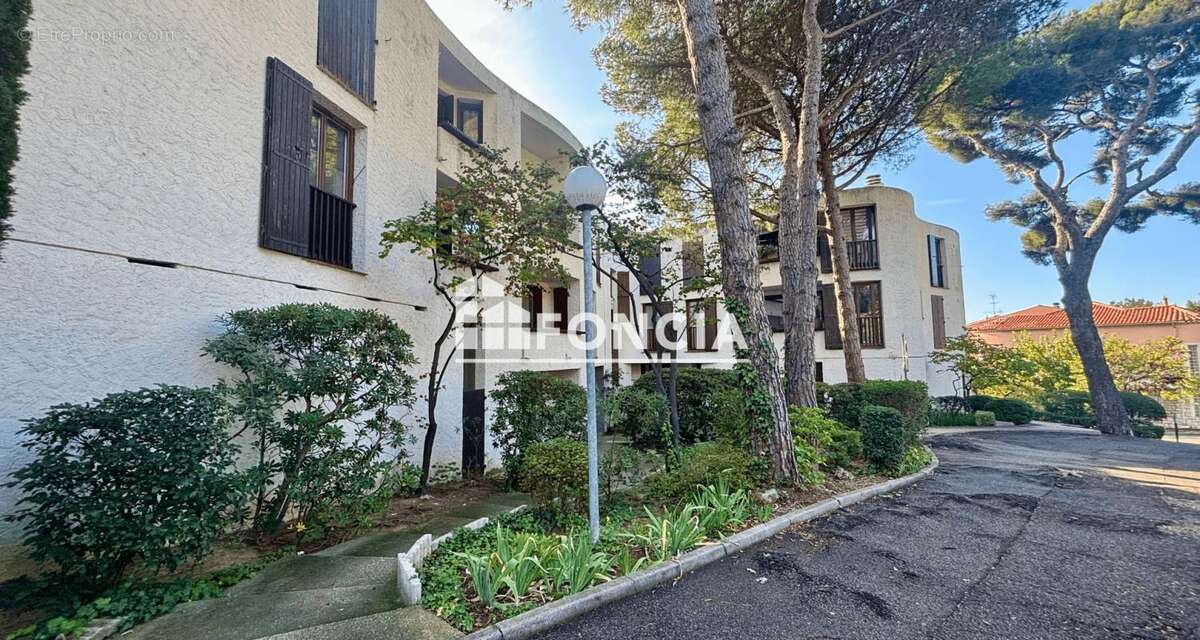 Appartement à SAUSSET-LES-PINS