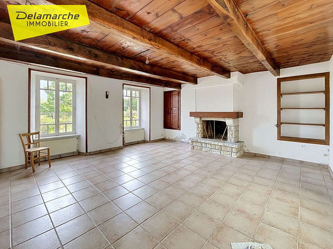 Maison en pierre entre Trelly et Quettreville Sur Sienne, terrain de 9 768m² - photo 2