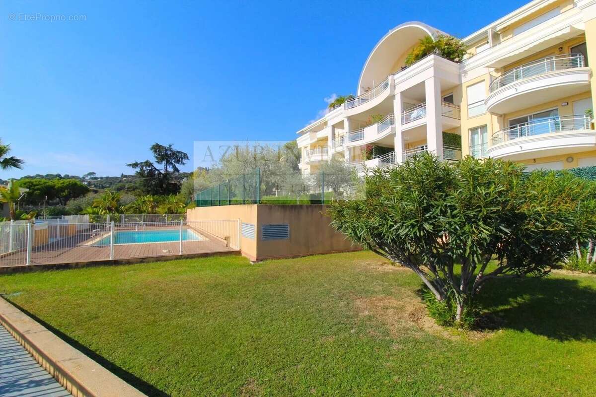 Appartement à ROQUEBRUNE-CAP-MARTIN