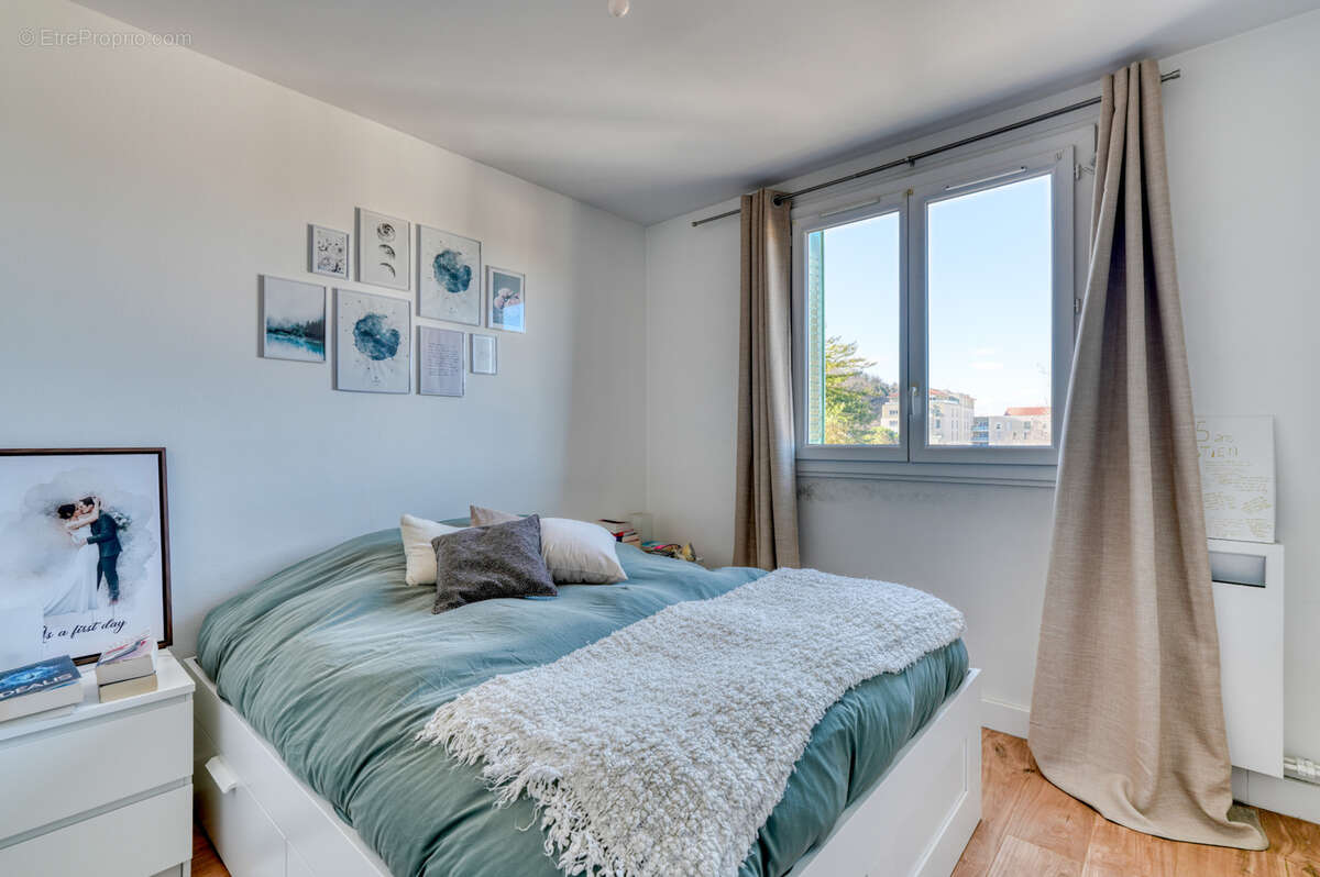 Appartement à BOURGOIN-JALLIEU