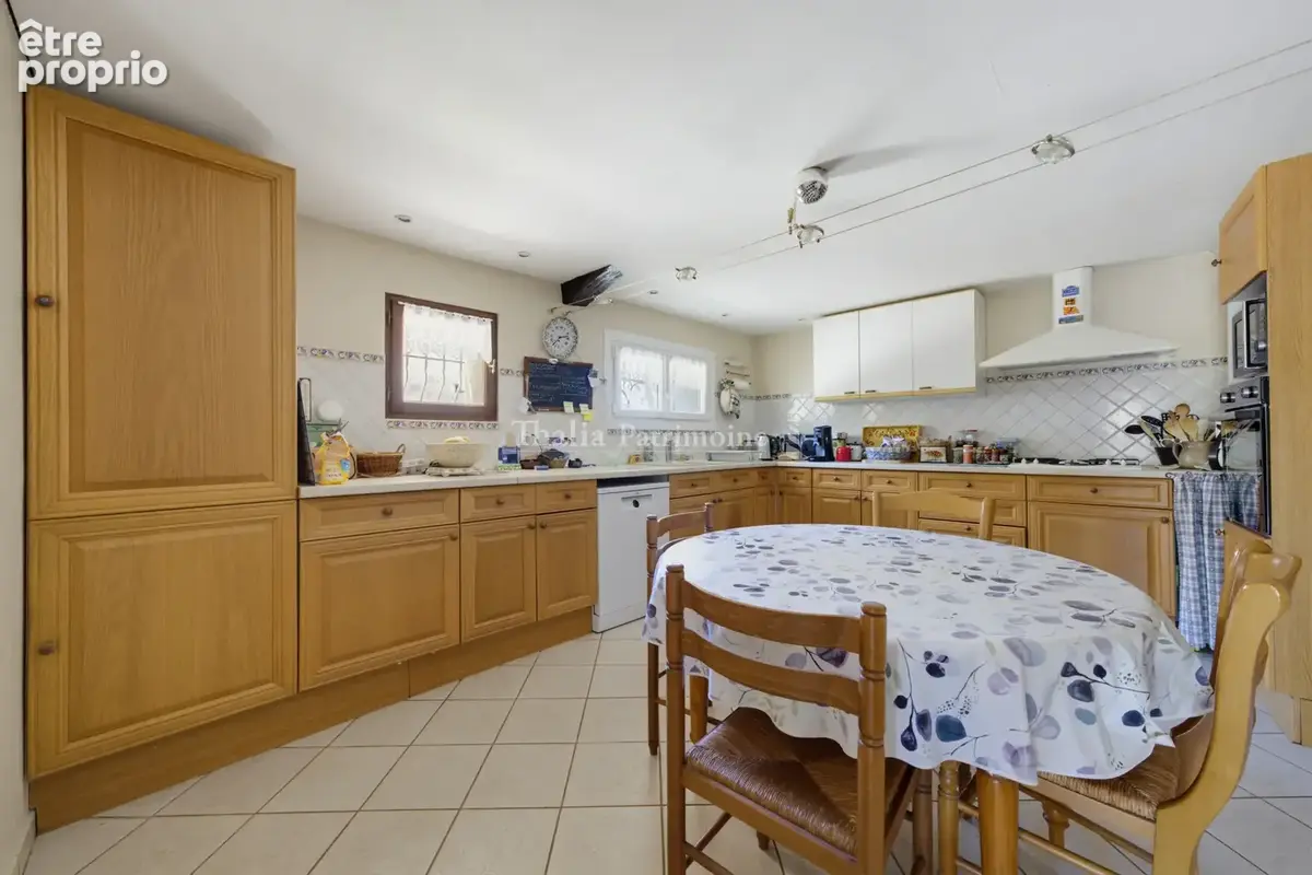 Belle maison individuelle de plain-pied en pierre à proximité de Targon - photo 6