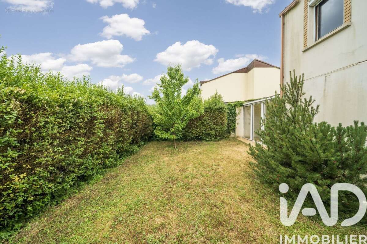 Photo 4 - Maison à LUDRES