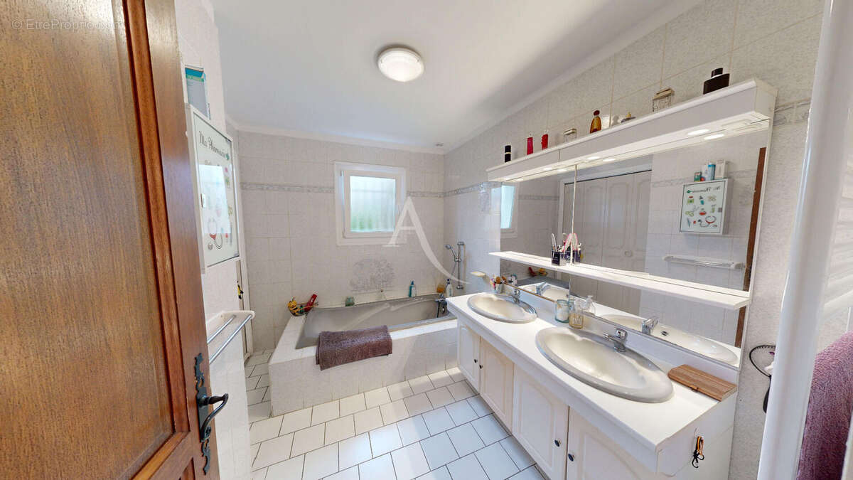 Maison à PENNAUTIER