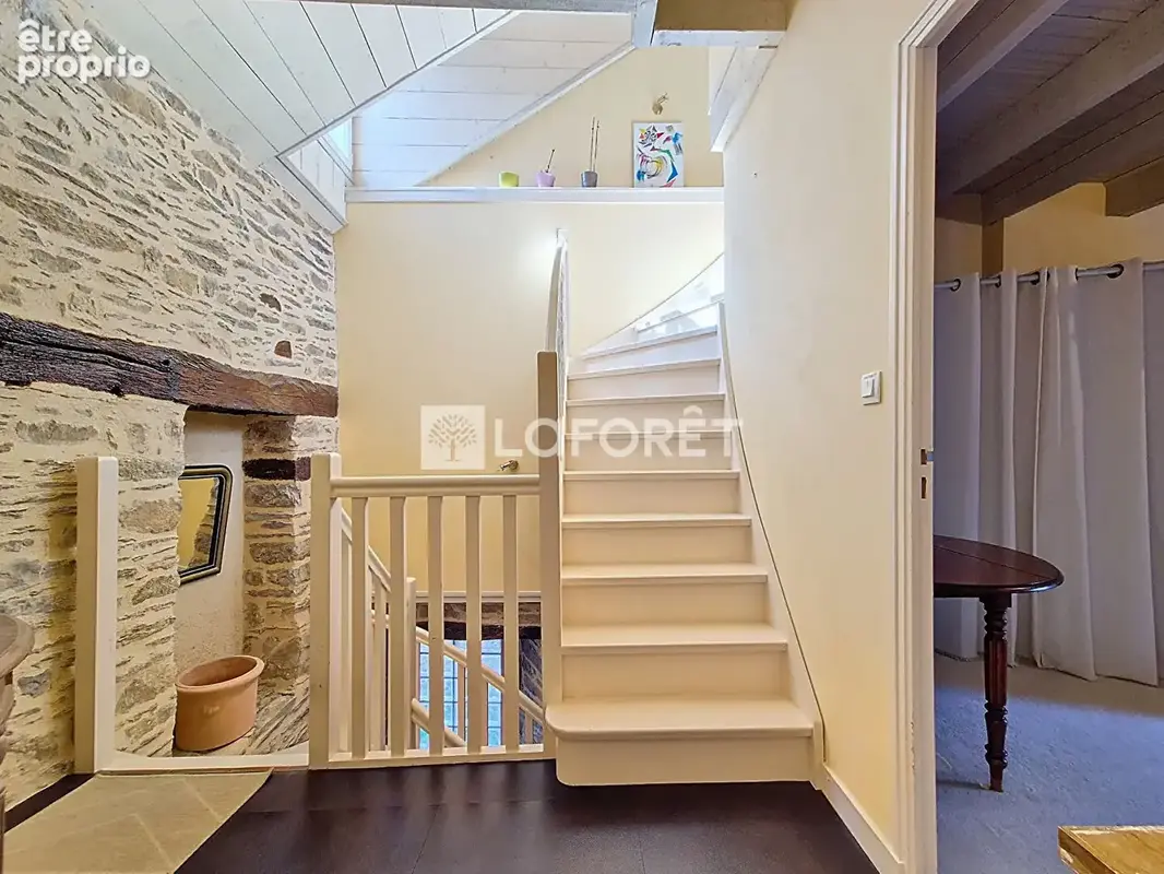Loheac - maison de bourg atypique, esprit appartement, 4 pièces, 95 m2 - photo 6