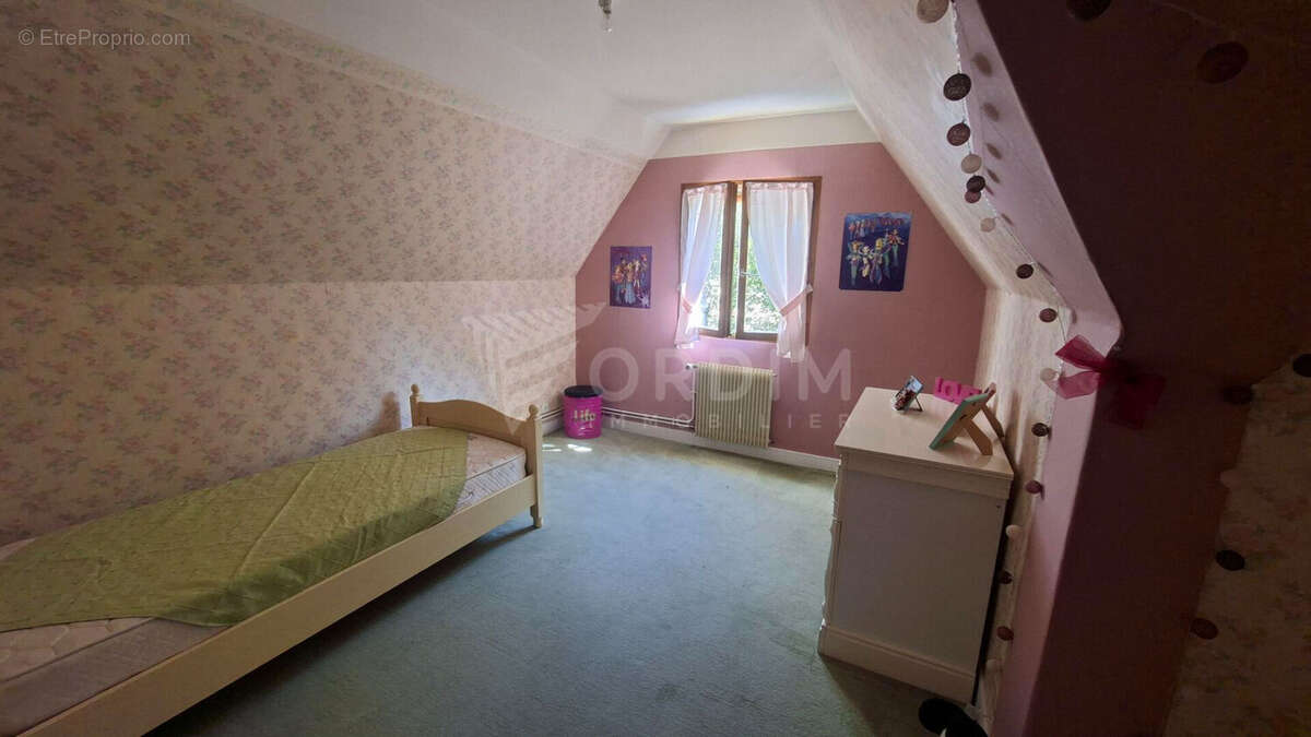 Bien rare ! Maison familiale sans vis-à-vis sur 4 000 m² de terrain - photo 12
