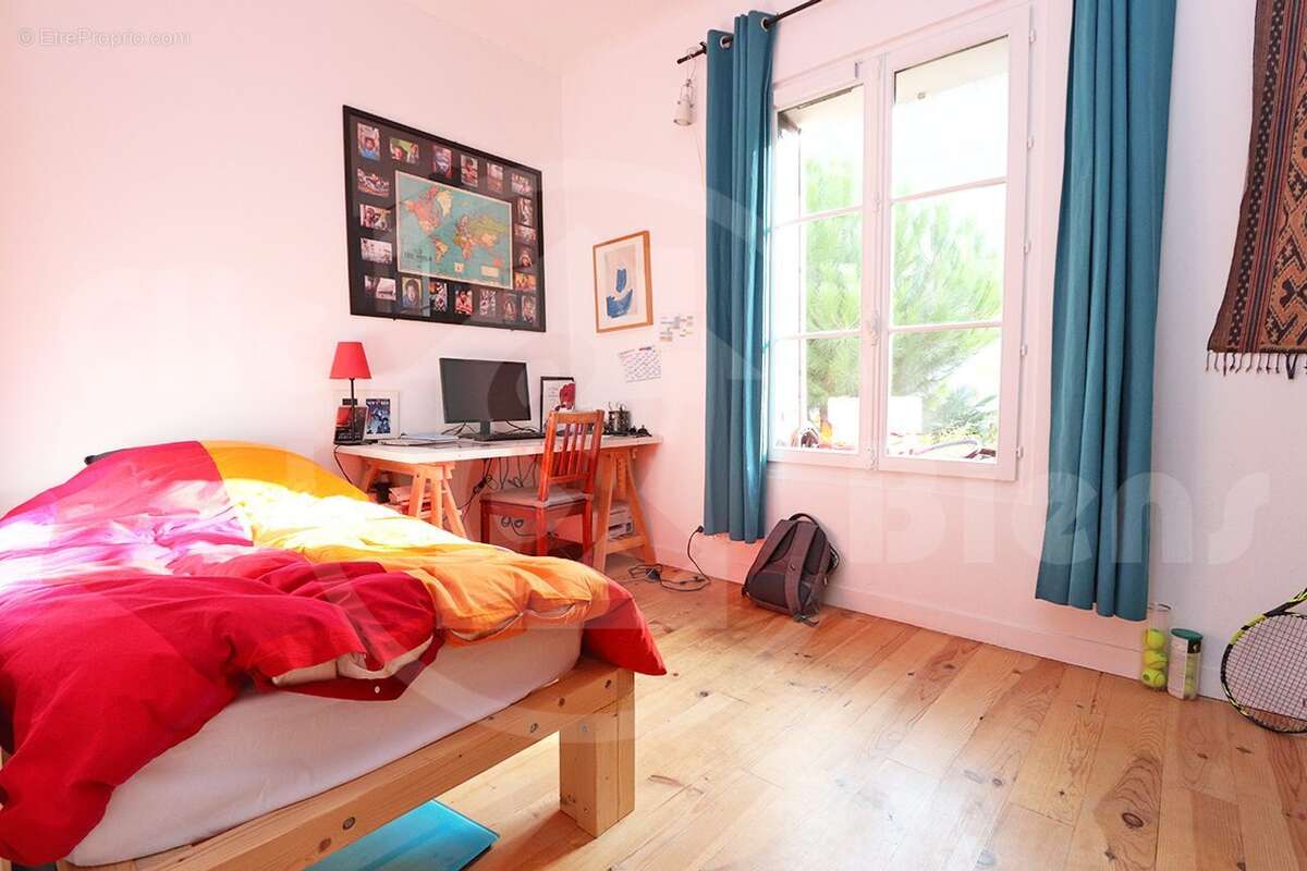 Oct2026-P1 - Maison à VIROFLAY