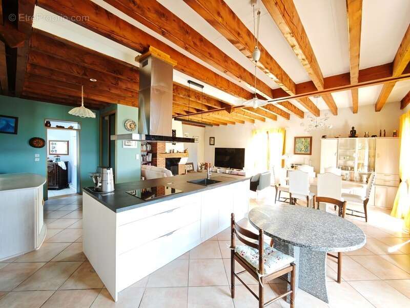 Maison à COURNON-D'AUVERGNE