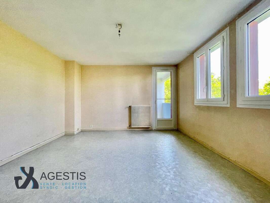   - Appartement à TOULOUSE