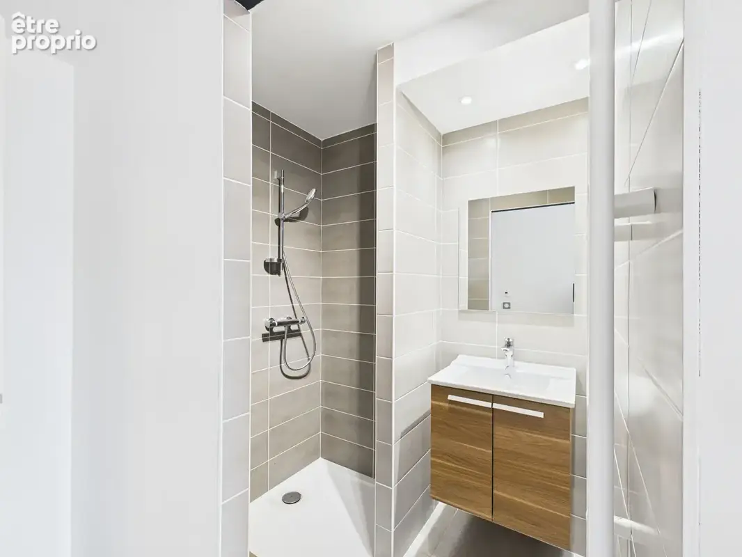 Appartement 144m² duplex t6 avec 3 terrasses  2 garages  1 cave - photo 8
