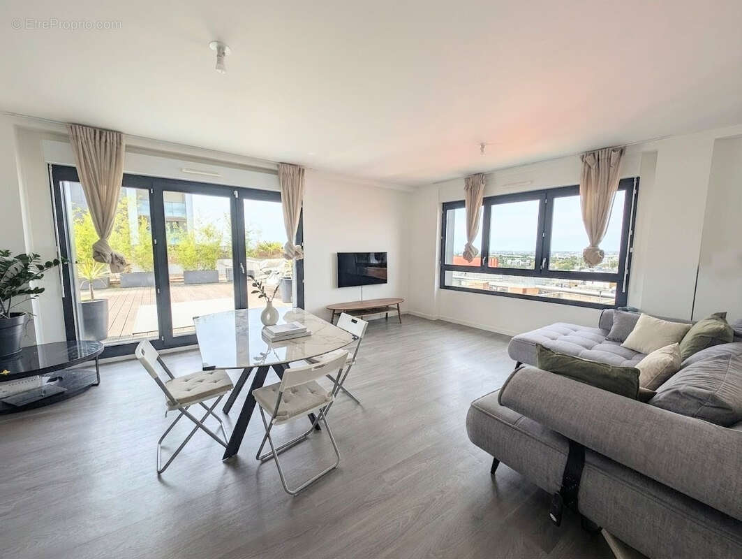 Appartement à ROSNY-SOUS-BOIS