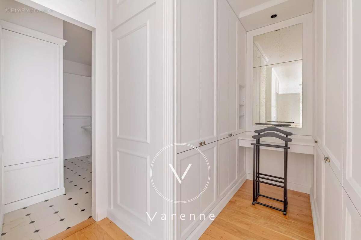 Maison à PARIS-14E