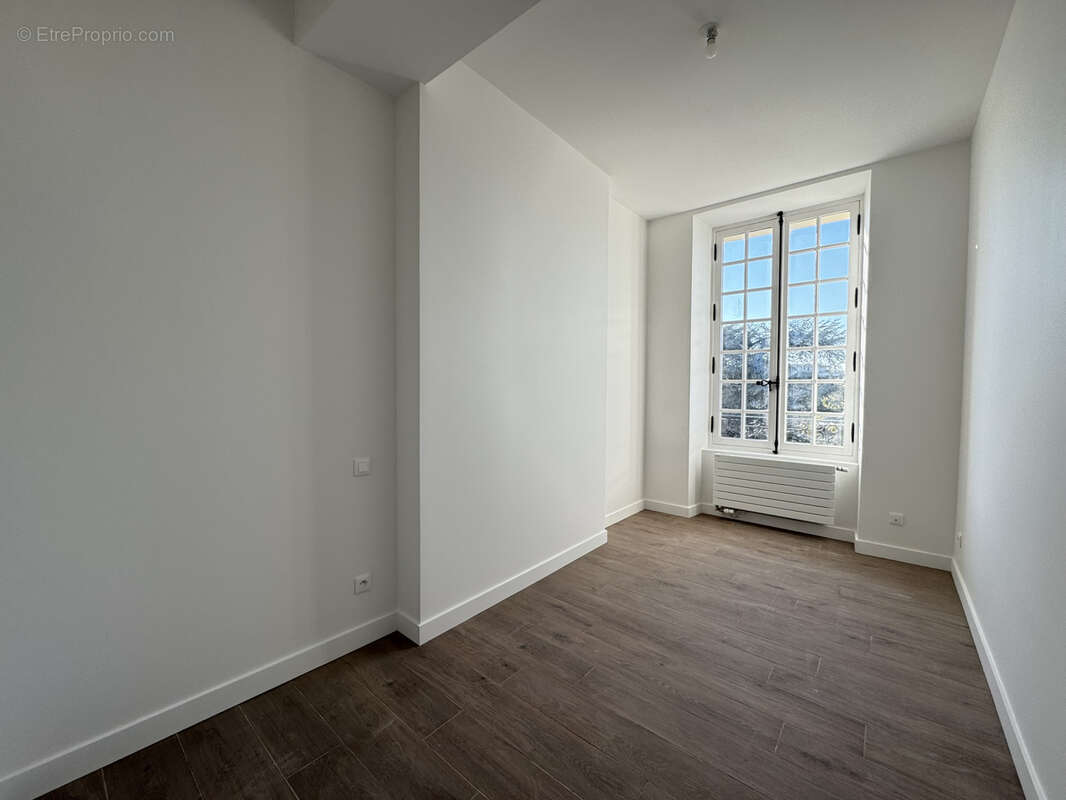 Appartement à CHENNEVIERES-SUR-MARNE