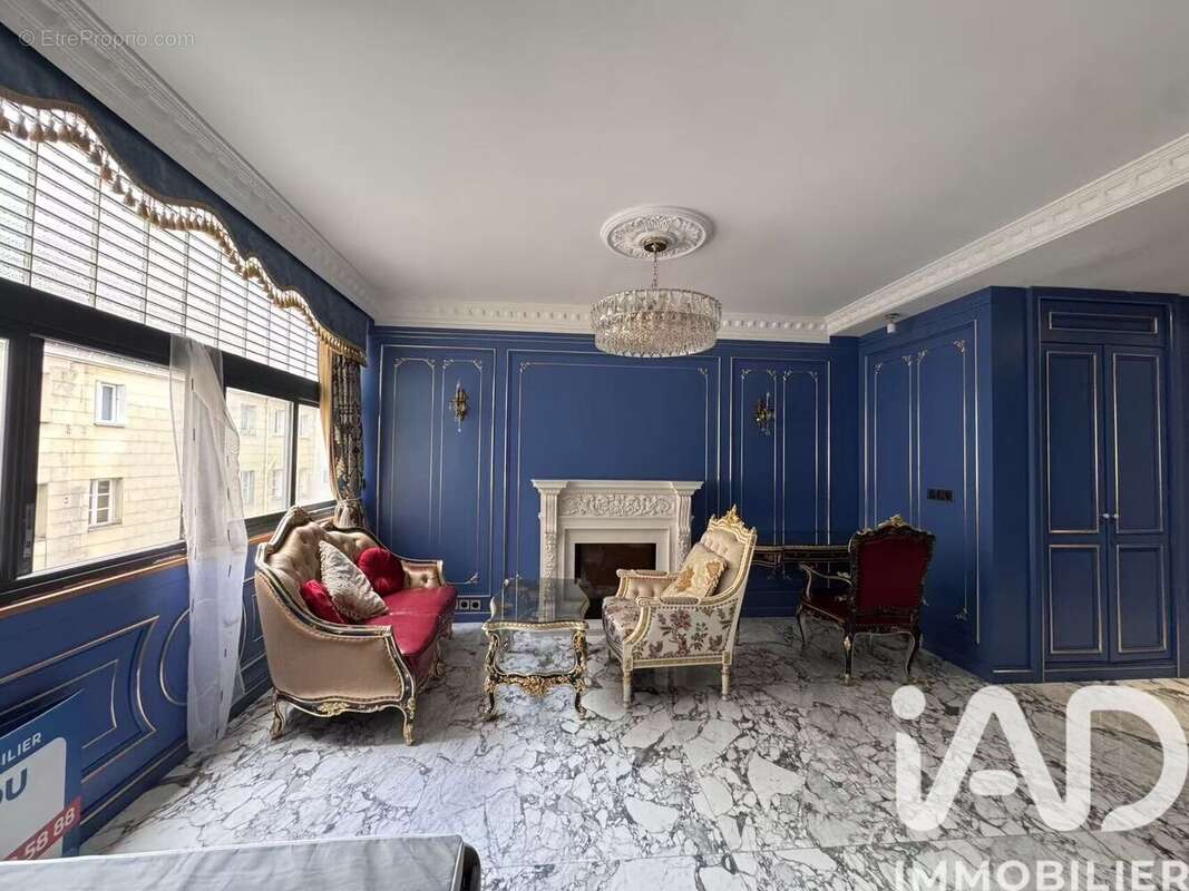 Photo 5 - Appartement à PARIS-8E